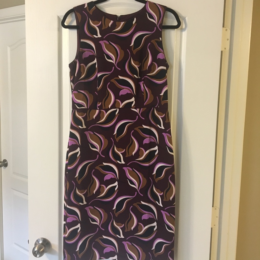 Ann Taylor Multicolor Sheath - Size 6